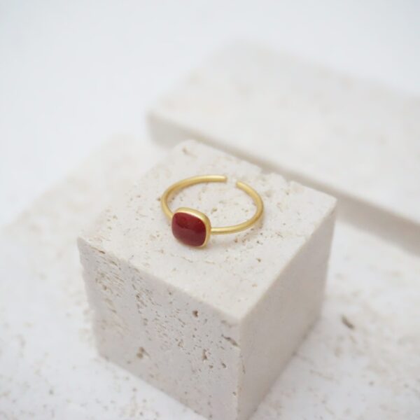 Square Ring Red