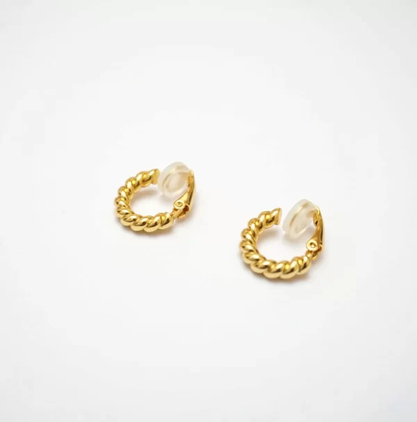 twist hoop earrings