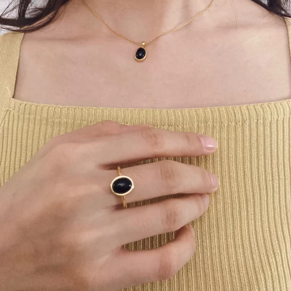 black oval onyx ring