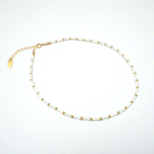 White gold-plated beaded necklace for women