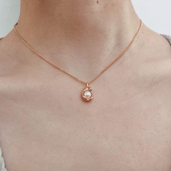 Single Pearl Pendant Necklace - OOAK