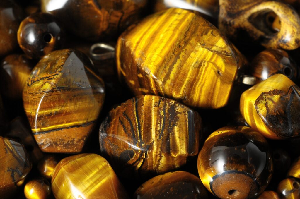 tigers-eye-stones