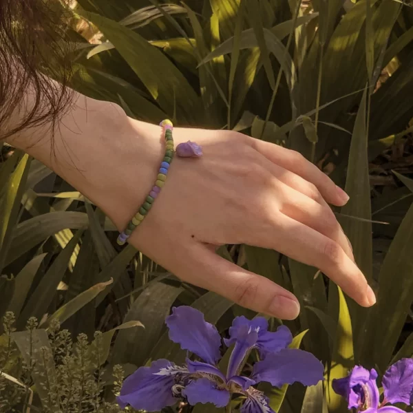 green purple glass bead bracelet