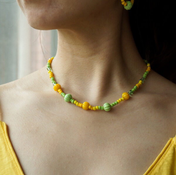 yellow green glass beads necklace for women