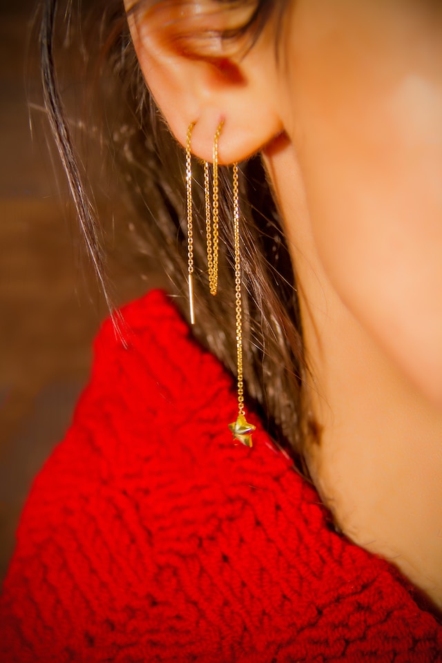 Top 10 Beautiful Yet Durable Gold Earrings to Wear Every Day