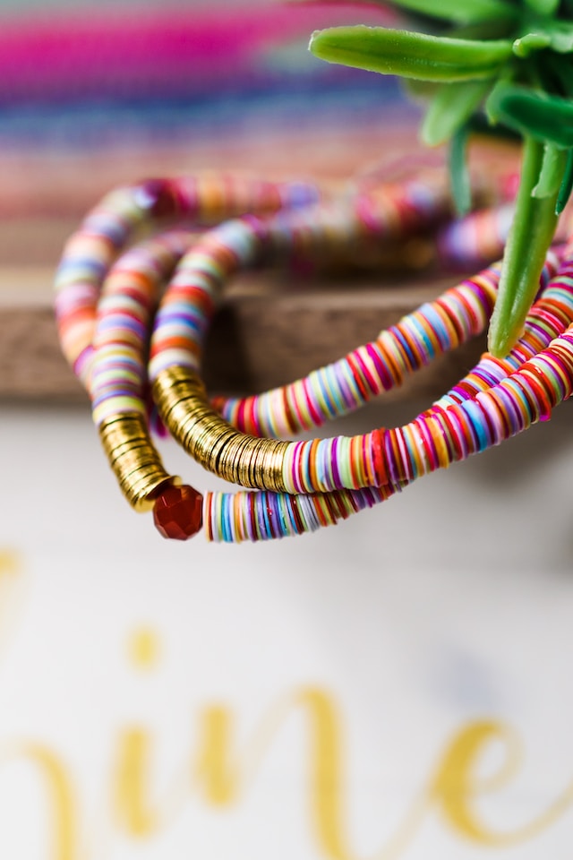 heishi beads bracelet ideas
