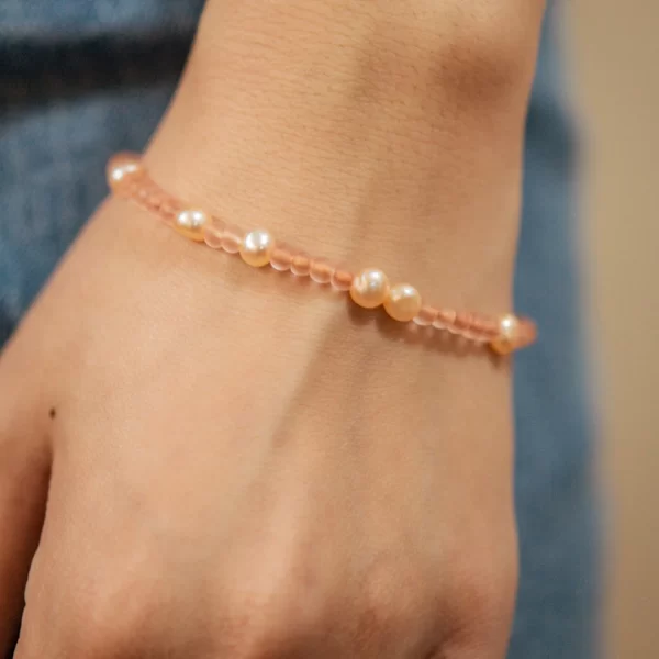 peach fuzz dainty pearl beaded bracelet for women