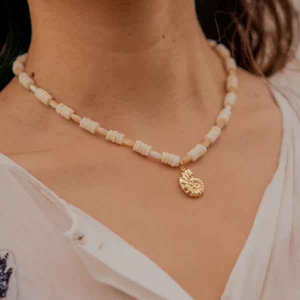 shell bead necklace with conch for women
