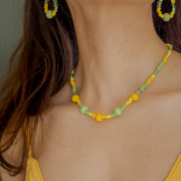 yellow green glass beads necklace for women