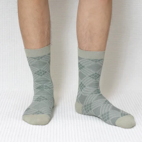 Beige Diamond Grid Quarter Combed Cotton Socks for Men