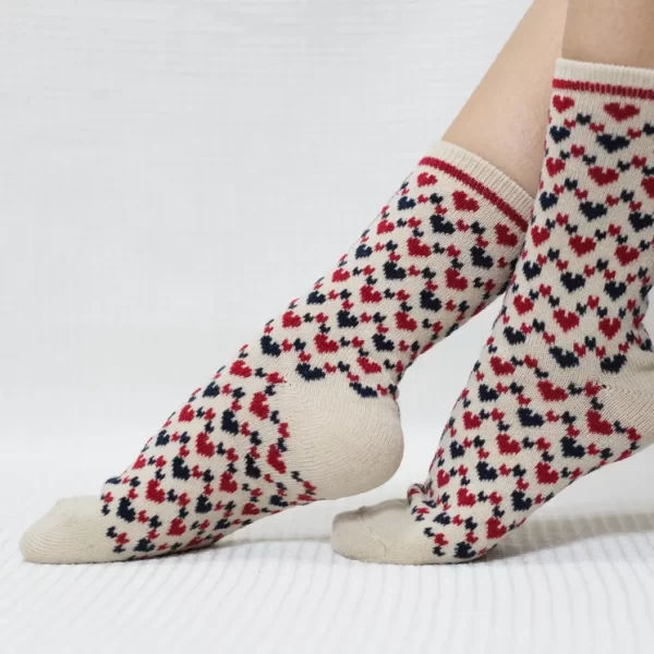 Beige Heart Zigzag Quarter Combed Cotton Socks for Women