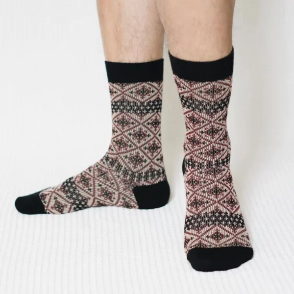 Black Red Geometric Quarter Combed Cotton Socks for Men