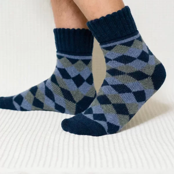 Blue Diamond Pattern Quarter Wool Socks for Men