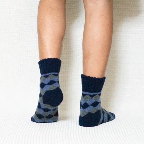 Blue Diamond Pattern Quarter Wool Socks for Men