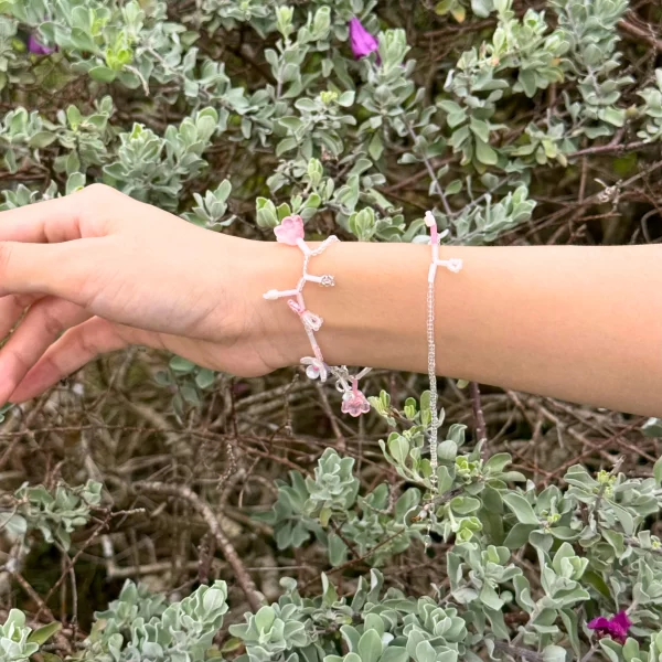 handmade tiny white pink bead flower necklace