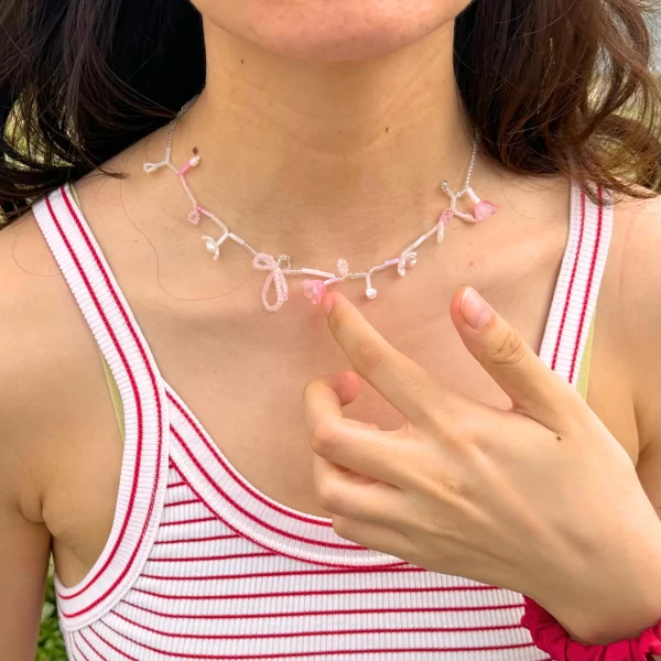 handmade tiny white pink bead flower necklace