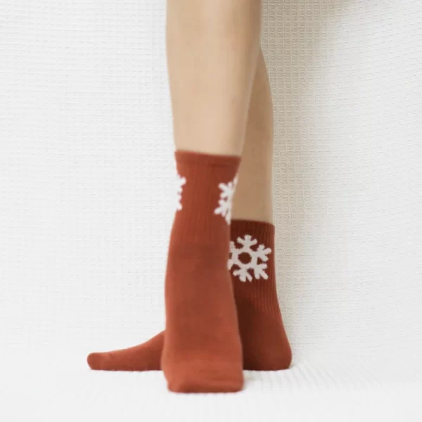 Red Snow Quarter Combed Cotton Socks for Women