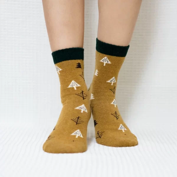 Yellow Tree Quarter Wool Socks for Women