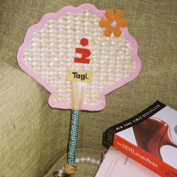 unique high quality hand fan